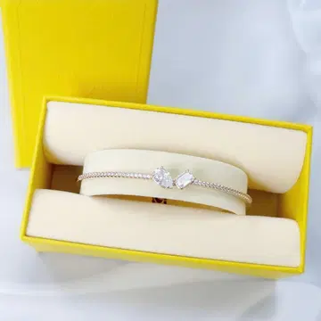 스와로브스키 팔찌 뱅글 Mesmera 가격 인하 불가