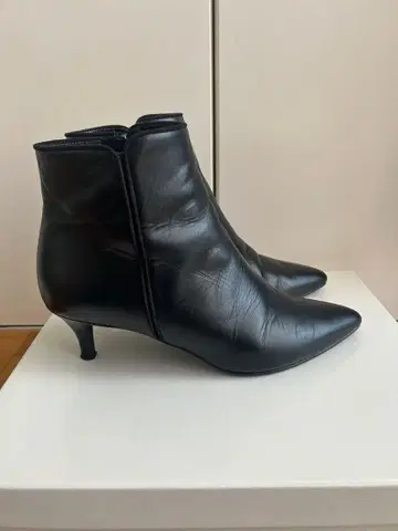 다이애나 숏부츠 23.5