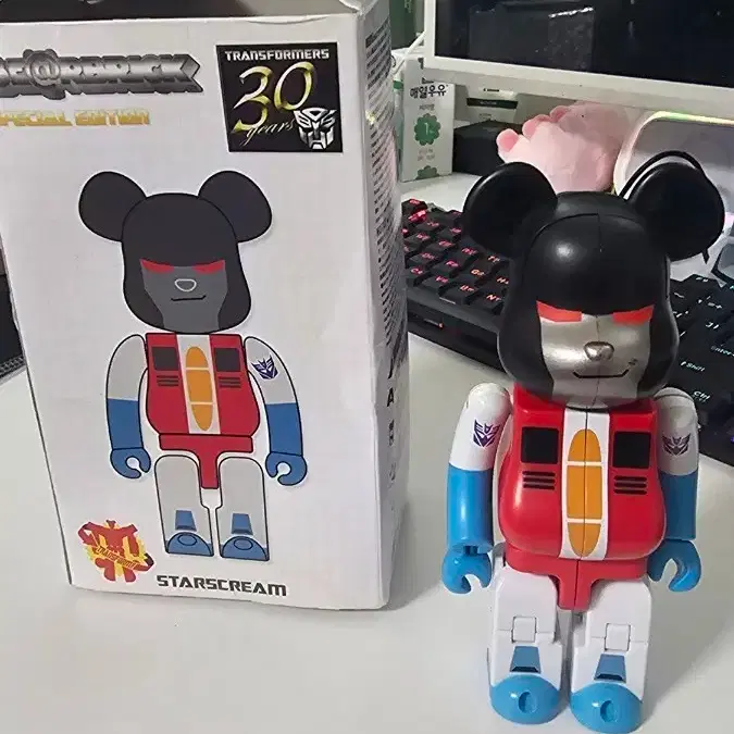 BE@RBRICK TRANSFORMERS STARSCREAM 1000％ s-l64033233-550x550.jpg