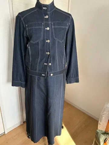 자켓 스커트 셋업 모 85% 스커트 허리 70cm 총길이 84cm