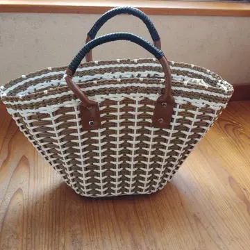 베이 스톡 바스켓백 IENA 스픽 앤 스팬