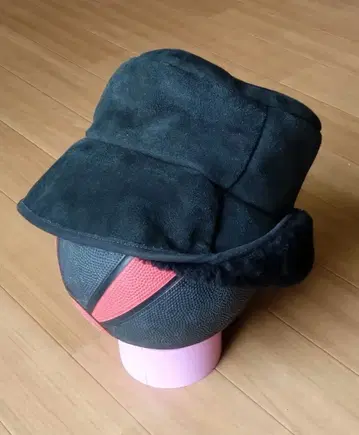 플리스 귀도리 포함 버킷햇 블랙