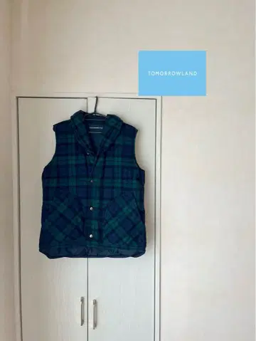 투모로우랜드 울 다운 베스트 M 사이즈