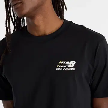 뉴발란스 블랙 T셔츠