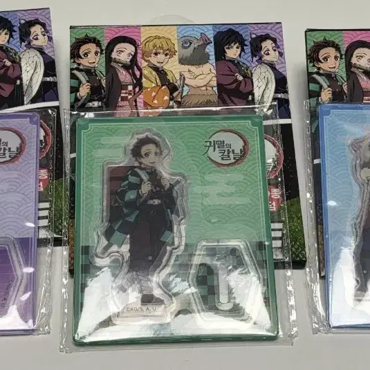 귀멸의 칼날 아크릴스탠드(시노부, 탄지로, 이노스케)