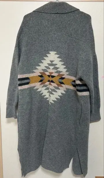 베이플로우 별주 펜들턴 니트 가디건