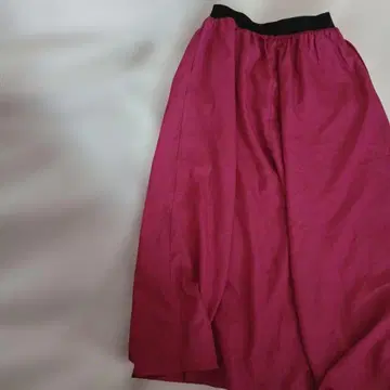 핑크 플레어 스커트 블랙 허리밴딩