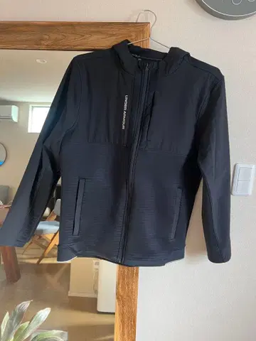 언더아머 풀 집업 후드티 블랙