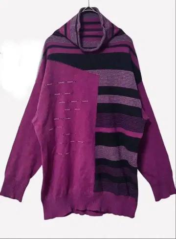 캐시미어 100% 롱 기장 퍼플 스트라이프 터틀넥 니트