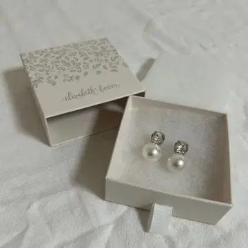 엘리자베스 바우어 귀걸이