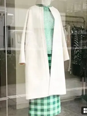 Drawer 울 케누키 코트 36 화이트