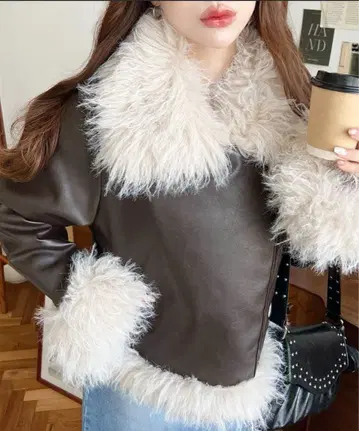 [ moment+ ] 시프팜 무스탕풍 안감 퀼트 라이더 자켓 블루종