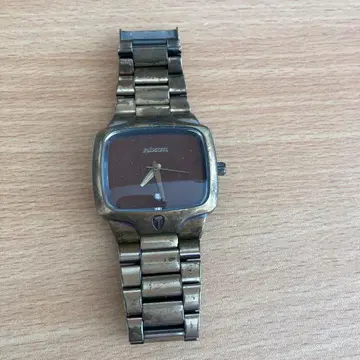 Nixon 브라운 아날로그 손목시계