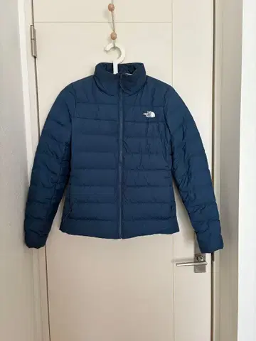 더 노스페이스 네이비 다운 자켓