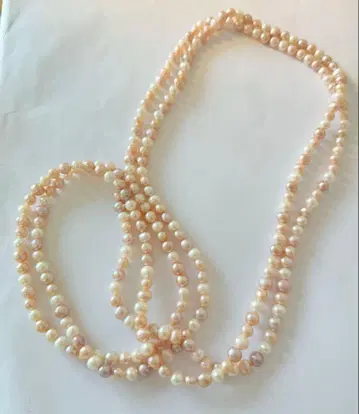 핑크 계열 진주 롱 목걸이
