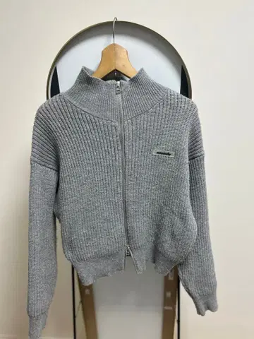 EMODA 그레이 니트