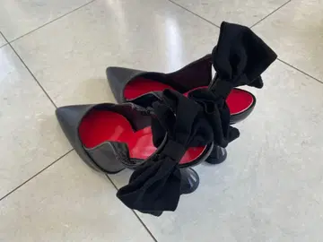 리본 힐 [ 미사용 새상품 ] 새상품급! 22.5~23cm