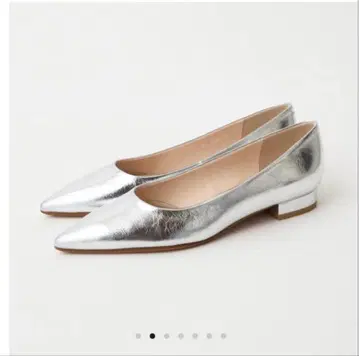 다이애나 실버 펌프스