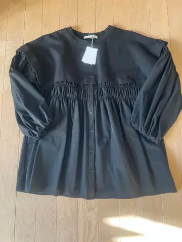 새상품 루카 레이디 루카 블라우스