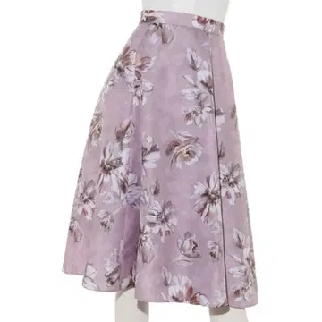 새상품 JUSGLITTY 저스길리티 그라데이션 플라워 프린트 스커트