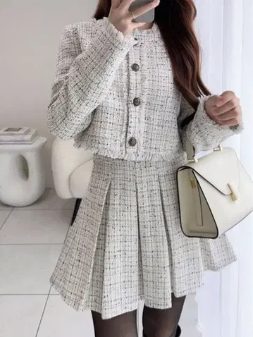 [ 새상품 ] GRL 트위드 자켓 x 플리츠 미니 스커트 셋업 ai224