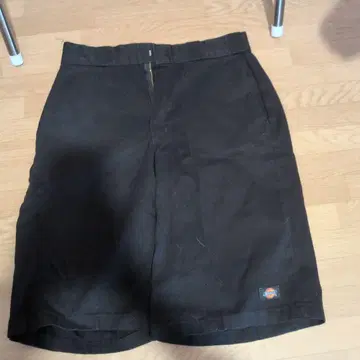 Dickies 블랙 워크 팬츠 하프 팬츠