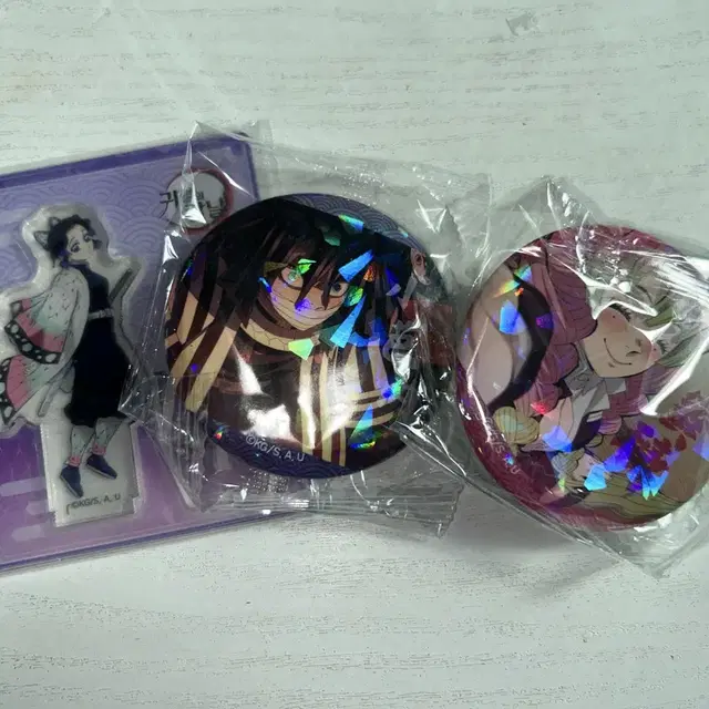 귀멸의 칼날 아크릴스탠드, 핀뱃지