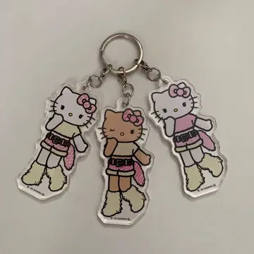 산리오 헬로키티 3단 아크릴 키링 참 포함