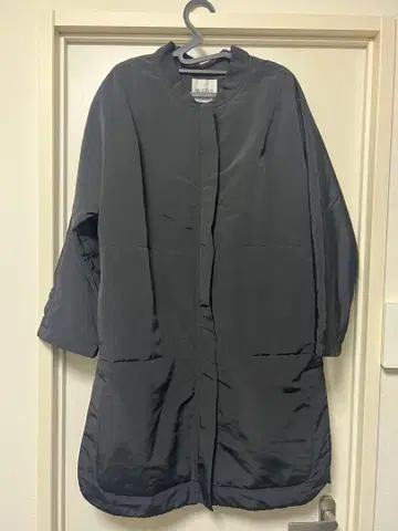 MILKFED. SIDE SLIT LONG COAT