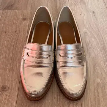 ungrid 실버 합성 피혁 로퍼