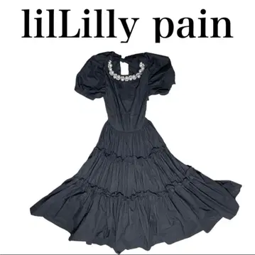 릴리페인 블랙 플레어 원피스 반팔