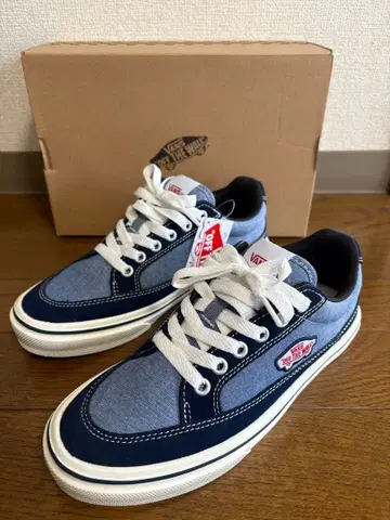 VANS 핀 NAVY/WHITE 23cm 박스 포함