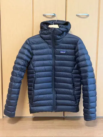 patagonia 다운 스웨터 후디 블랙 S