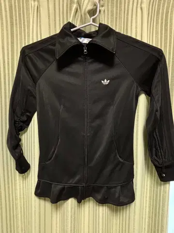 아디다스 트랙 자켓 저리 밑단 프릴 아디다스