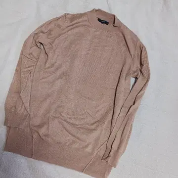 베이지 긴팔 니트 스웨터 M 사이즈