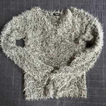 Tornado Mart 퍼지 니트 스웨터 그레이 계열