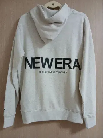 새상품 NEWERA (뉴에라) 남성용 후드티 맨투맨 긴팔 아이보리 M