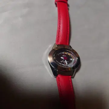 1996년 2월 제조 세이코 알바 AKA 빨간색 가죽 밴딩 여성용 쿼츠