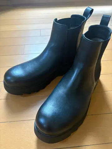 gu 지유 청키 밑창 사이드 고어 부츠 27cm