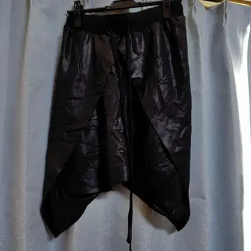 바주라 하프 팬츠