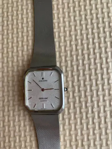 JUNGHANS 엑설런트 실버 시계