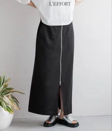 LOWRYS FARM 프론트 ZIP 타이트 스커트