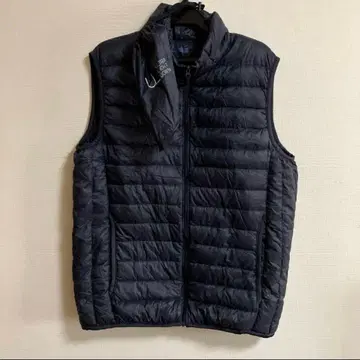 UNIQLO 울트라 라이트 다운 베스트 남성용 M 네이비 방한