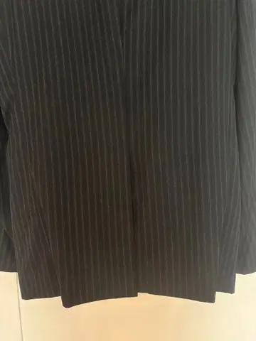 르노마 블랙 스트라이프 비즈니스 정장 AB7