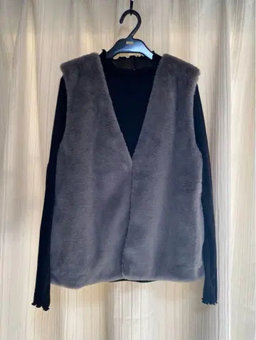 미사용 새상품 레이어드 코디 샤기 베스트 & 이너 세트