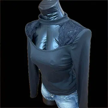 레이스 터틀넥 긴팔 상의 블랙