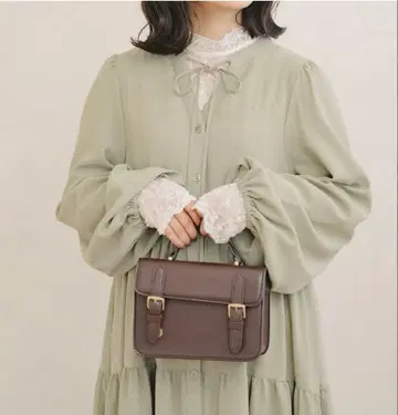 amr. 리본 티어드 원피스