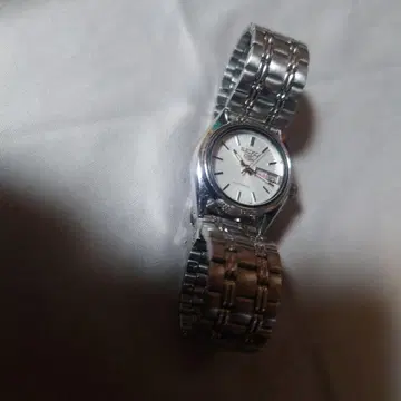 1976년 11월 제조 세이코 5 여성용 17석 자동 시계