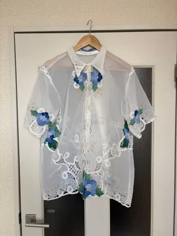 vintage 꽃무늬 자수 시스루 반팔 셔츠