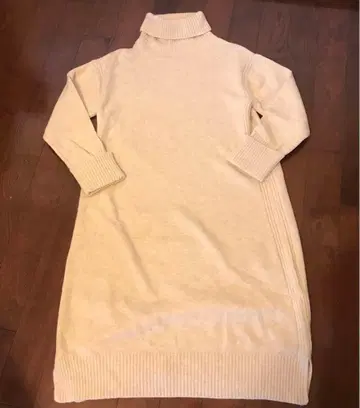 새상품급 Le coeur blanc 르쿠르블랑 롱 니트 원피스